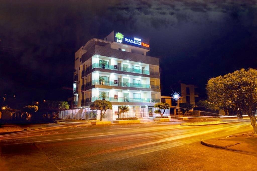 Hotel Metropolitano Plaza Valledupar Kültér fotó