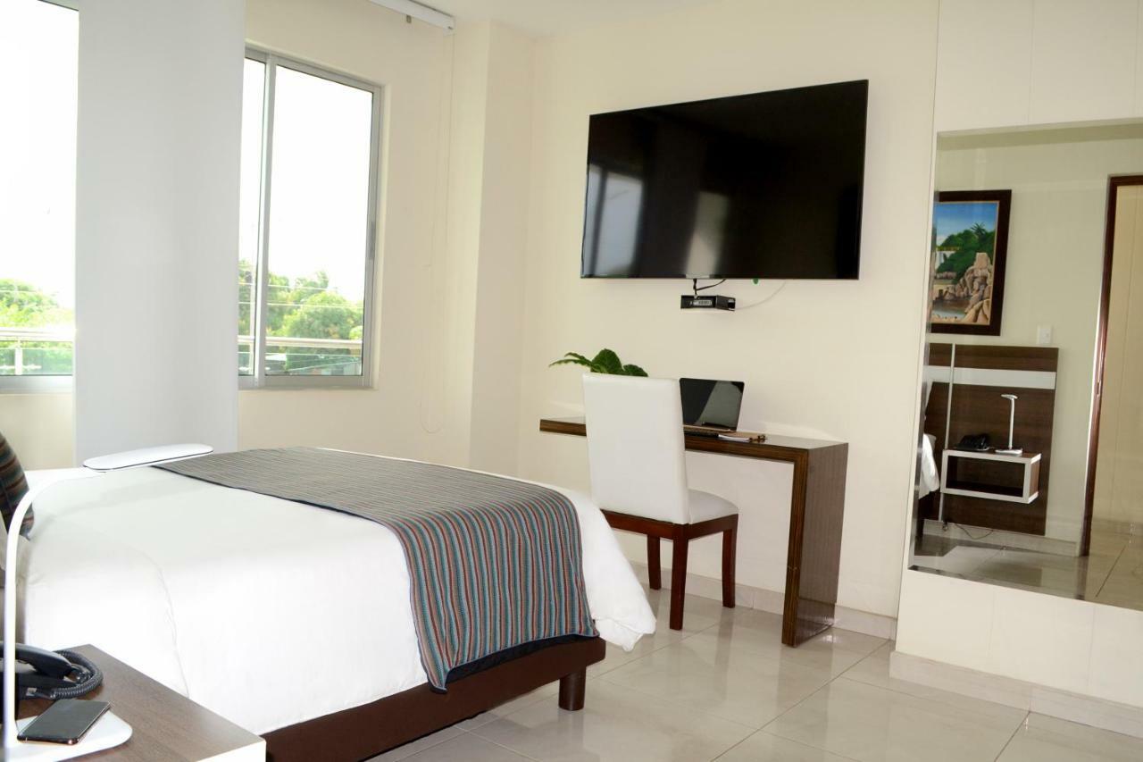 Hotel Metropolitano Plaza Valledupar Kültér fotó